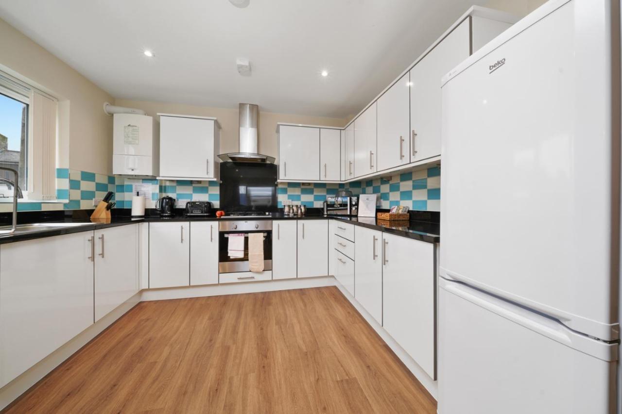 London Heathrow Living Serviced Apartments By Ferndale Stanwell Eksteriør billede