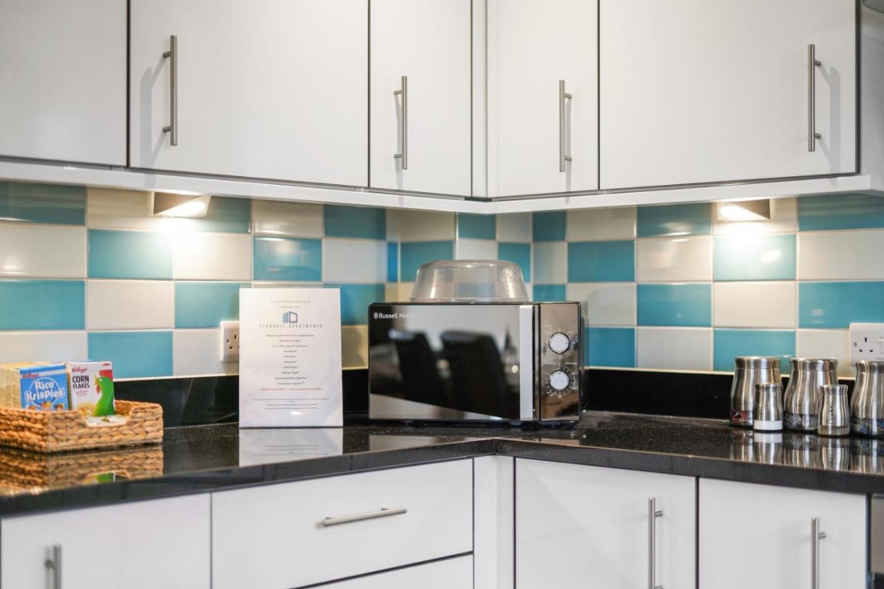 London Heathrow Living Serviced Apartments By Ferndale Stanwell Eksteriør billede